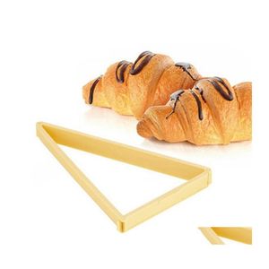 Baking Moulds Plastic Croissant Cutters Bread Line Mod Dessert Stamper Roll Maker Pastry Tools Bakeware Kitchen Gadgets Accessories Dhr5G