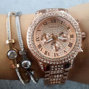 Armbandsur Rose Gold Genève Kända kvinnor tittar på europeiska mode damer Rhinestone Quartz M Relogio Feminino