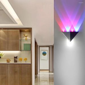 Lâmpadas de parede 5W Triângulo de alumínio LED LED AC90-265V High Power Modern Home Iluminação caseira festa ao ar livre