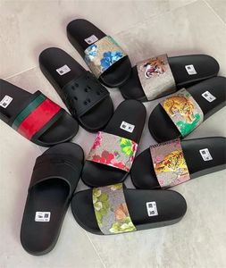 Gummi Män Slides Tofflor Designer Flip Flop guccie för Dam Sandal Tiger Blommig Brokad Platt Tofflor Randig Bee Original Sandaler Sommar Beach Tofflor