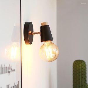 Wall Lamps Nordic Modern Colorful Wood LED Lamp For Staircase Corridor Bedroom Beside Living Room E27 Light Home Decoration