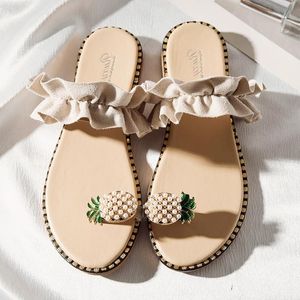 Tofflor trend ananas pärla kvinnor sommar beige platt sträng pärla flip flops casual skor semester frukt glider