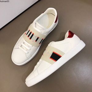 Designer Casual Shoes Men Women Sneakers Bee Chaussures Leather Trainers Embroidery Stripes Sneaker Size White Color Walking Sports Shoe hm0003647