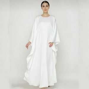 Abbigliamento etnico Abaya Dubai Abito musulmano Lusso di alta classe Tinta unita Manica a pipistrello Caftano Turchia Abiti larghi taglie forti Islam