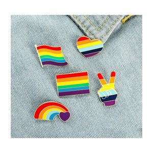 Pins spille arcobaleno pattern cuore collare bandiera coreana gesto legale uniforme bradge accessori per studente borse per cappello pins otoeq