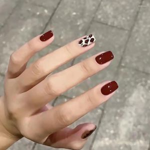 Fałszywe paznokcie Ongle 24pcs Leopard Fałszyw paznokci styl francuski długi oszczędzanie czasu gotowy kawałek