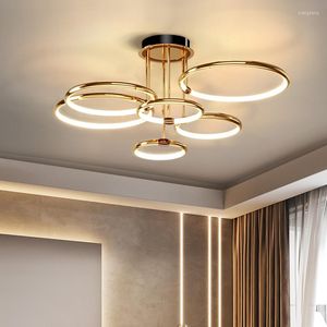 Lampadari Lampadario a led dorato di lusso Soggiorno Lampada a soppalco Ristorante postmoderno Camera da letto luminosa El Lampade decorative a soffitto di design