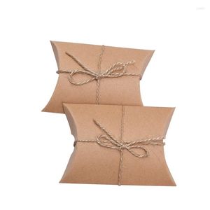 Presentförpackning 10/20 st mini Kraft Paper Pillow Form Candy Boxes Wedding Birthday Party Favor Decoration DIY PRESENT PACKEL PAGS Tote