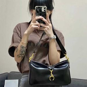 Shoulder Bags Evening Bags 2023 luxury trendy new hobo show style underarm bag handle stick really versatile fashion cowhide women's shoulder