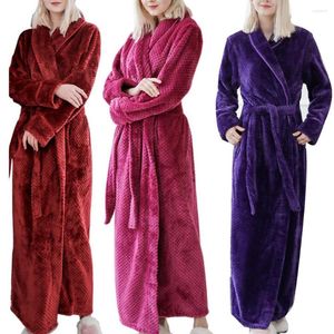 Kadın pijama 11.11 moda düz renkli kadınlar kalın bornoz yumuşak sıcak uzun peluş kimono Noel hediyesi arkadaş için