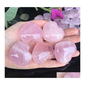 Konst och hantverk Natural Rose Quartz hj￤rtformad Pink Crystal Carved Palm Love Healing Gemstone Lover Gife Stone Gems 542 R2 Drop de DHT8C