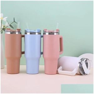 Tumblers Vacuum Portable Car Tumbler Mugs With Handle Lock St 40oz Double Wall rostfritt stål utomhus Thermos Cup Travel Layer Coffe DHT2J