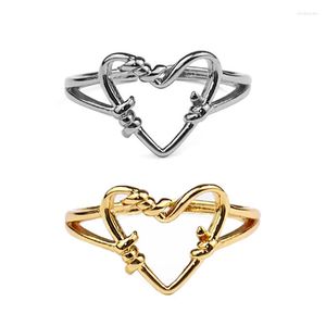 Cluster Rings Punk Metal Thorns Bundle Heart Ring For Women Fashion Vintage Design Sense Korean Charm 90s Aesthetic Jewelry Mood