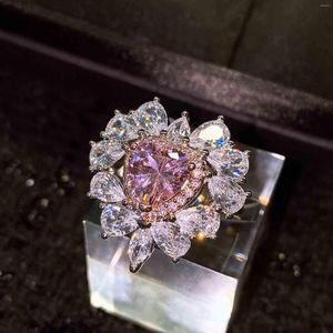 Pierścienie klastrowe romantyczne srebrny kolor kryształowy biżuteria słodki jasnoróżowy kamień urodzeniowy żeński pierścień koktajlowy akcesorium walentynki prezent