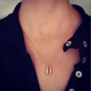 Hänghalsband Bohemian Sea Shell Necklace for Women Gold Color Short Chain Choker Seashell minimalistiska femme strandsmycken