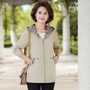 Jackets femininos jaqueta de outono da mulher com casaco de capuz de leopardo para mulheres de meia idade roxa cáqui rosa laranja zípeira de roupa externa