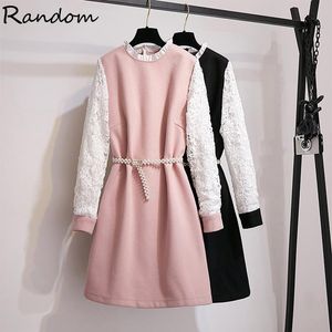 Casual klänningar kvinnor höst vinter rosa svart klänning spets långärmad mode streetwear plus size ladies arbetar ull med bältekläder