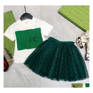 Giyim Setleri Lüks Tasarımcı Çocuk Tshirt Peçe Etek Moda İngiliz Marka Yaz Çocuk Hazineleri Ve Kız Pamuk İki Parçalı Hood Dhjod