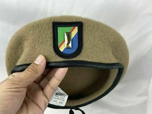 Berets US Army Ranger Regiment Wool Beret Khaki Drugi porucznik Rank Hat Military Store