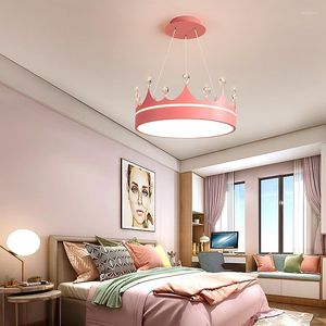 Kronleuchter Moderne Gold Kronleuchter Beleuchtung Crown Design Dimmbare LED Für Kinder Schlafzimmer Wohnzimmer Glanz Innen Leuchten