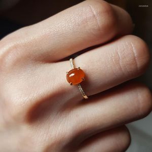 Klusterringar Original Natural Seed Chalcedony Egg Rund Öppning Justerbar ring Elegant Charm Creative Retro Female Silver Jewelry