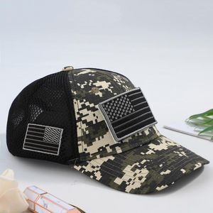 Berets niepodległość Day Camouflage American Flag Cap Men Patch Haftowane siatkowe czapki męskie czapki Hip Hop na zewnątrz wędrówki 2023