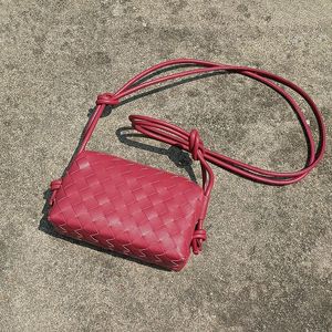 Borse da sera 2023 Piccola borsa di design di lusso per borsa per telefono femminile Gli spallacci da donna in vera pelle sono annodati liberamente a tracolla