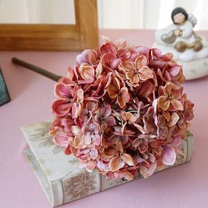 Flores decorativas grinaldas de outono grande hortênsia artificial decoração de casamento falsa flor de seda de seda decoração decorativa
