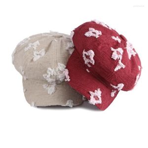 Berretti 2023 Primavera e autunno Fiore acrilico Berretto ottagonale caldo Berretto Sboy Cappello per ragazza Donna 02