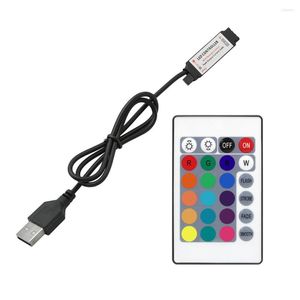 Контроллеры DC 5V Светодиодная полоса RGB Controller USB Smart App Bluetooth Remoter 24Keys IR Control для дома 2835/ Light