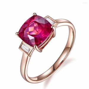 Cluster Rings Fashion Princess Red Crystal Ruby Gemstones Diamonds For Women Rose Gold Tone Jewelry Bijoux Bague Party Romantic Gifts