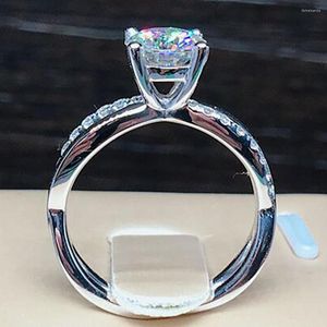 Ringos de cluster 18K AU750 White Gold Women Women Wedding Party noivado Ring 1 2 3 4 5 Redonda Moissanite Diamond Cross Trendy Classic Gift