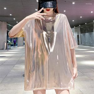 女性用Tシャツ女性ウェットルックTシャツメタリックトップヒップホップダンス光沢のあるブラウスナイトクラブパーティー923-695