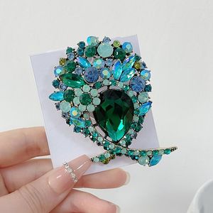 Brooches Luxurious Super Flash Flower Brooch Girl Cute Pin Fashion Wedding Party Jewelry Accessories