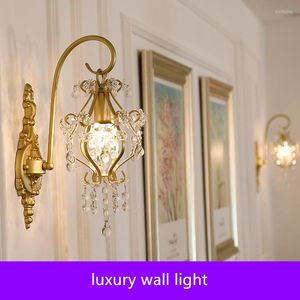 Lâmpadas de parede American Crystal Light espelho de farol para a lâmpada de fundo da sala de estar LED LED E14 SCONCE DE LUXO