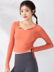 アクティブシャツセクシーなストラップスポーツTシャツの女性のタイトにフィットする長袖のヨガシャツランニングフィットネス服は薄い秋でした