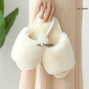 Slippers Plush Warm Slides Women Home Slippers Fluffy Indoor Shoes Ladies Flip Flops Flat Fur Female Slippers Pink White Comfort Footwear 0120V23