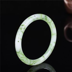 Armband Real Green Jade Bangle Hand-Carved Floating Flower Armband Women Jewelry Jadeite Bangles Lägg till certifikat