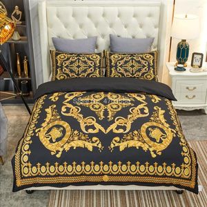 Set di biancheria da letto Set di biancheria da letto in stile barocco di lusso in oro nero stile europeo Copripiumino morbido e accogliente Federa 3 pezzi di piumino