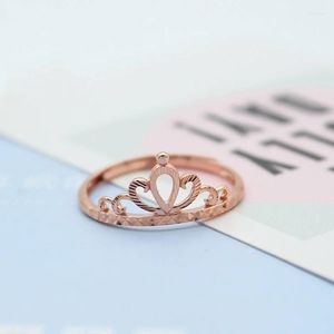 Кластерные кольца 585 Пурпурное золото 14K Роза Принцесса Корона помолвка для женщин, открывая элегантные высококлассные свадебные украшения с высоким уровнем высокого класса
