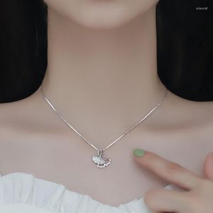 Pendant Necklaces Ginkgo Leaf Necklace For Girls Botanical Silver Shiny Light Luxury Aesthetic Jewelry 2023 Clavicle Chain Ladies JewelryPen