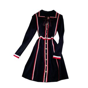 Casual Dresses Fashion Striped Knitted Women Dress Autumn Winter Runway Bees Button Turn-Down Collar Long Sleeve French Vintage For Lady