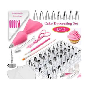 Bakning av konditoriverktyg 83 PCS Cake Decorating Kit Turntabla Nozzles Cream Confectionery Väskor Icing Pi Tips Bake Drop Delivery Home GA DHU4T