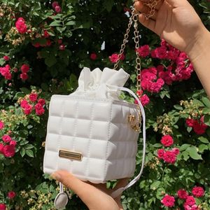 Storage Bags Fashion Women Mini Crossbody Drawstring Luxury Designer Handbags PU Square Bucket Bag Pearl Chain Shoulder BagStorage