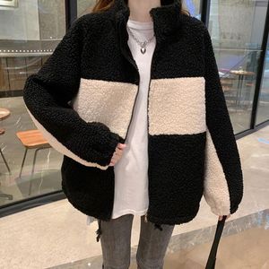 Giacche da donna nell'autunno e nell'inverno del 2023 Cappotto per il tempo libero con colletto ampio e corto, imitazione lana d'agnello