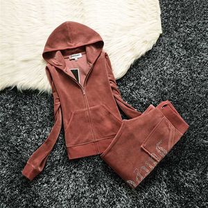 2024 Ladies Sweatshirt Velvet Zipper Hoodie and Pants With Pockets Casual Fashion Sportwear Two-Piece Juicy Coutoure