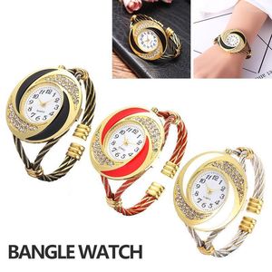 Bilek saatleri Rhinestone bilezik izleme bileklik kuvars kol saati mini Arap rakamları kadınlar için yuvarlak manşet kadran bayan hediyewristwatches Bert22