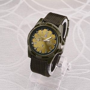 Zegarek 2023 mody Mężczyźni nylonowy zegarek wojskowy Gemius Army Wysokiej jakości ruch kwarcowy Sports Casual