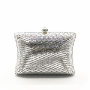 Akşam çantaları xiyuan marka kadınlar hediye seti kutu çantası lüks debriyaj kristal küçük gümüş düz çanta gelini ziyafet altın cüzdan el çantası