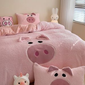 Bedding Sets Lamb Fleece 4 Piece Set Milk Embroidery Strawberry Bear Thick Cartoon Children's Warm Double Sided Bed